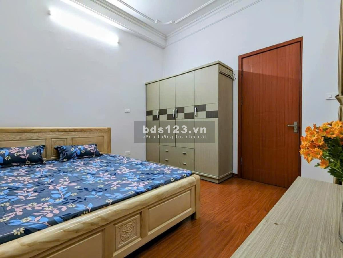BÁN NHÀ HOÀNG VĂN THÁI, DT 55m2, 3 tầng, cực hiếm, ô tô đỗ trước cửa, giá nhỉnh 6 tỷ