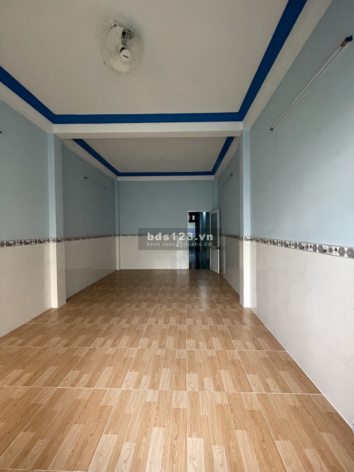 Chính chủ cho thuê nhà mặt đường Lê Trọng Tấn, quận Tân Phú