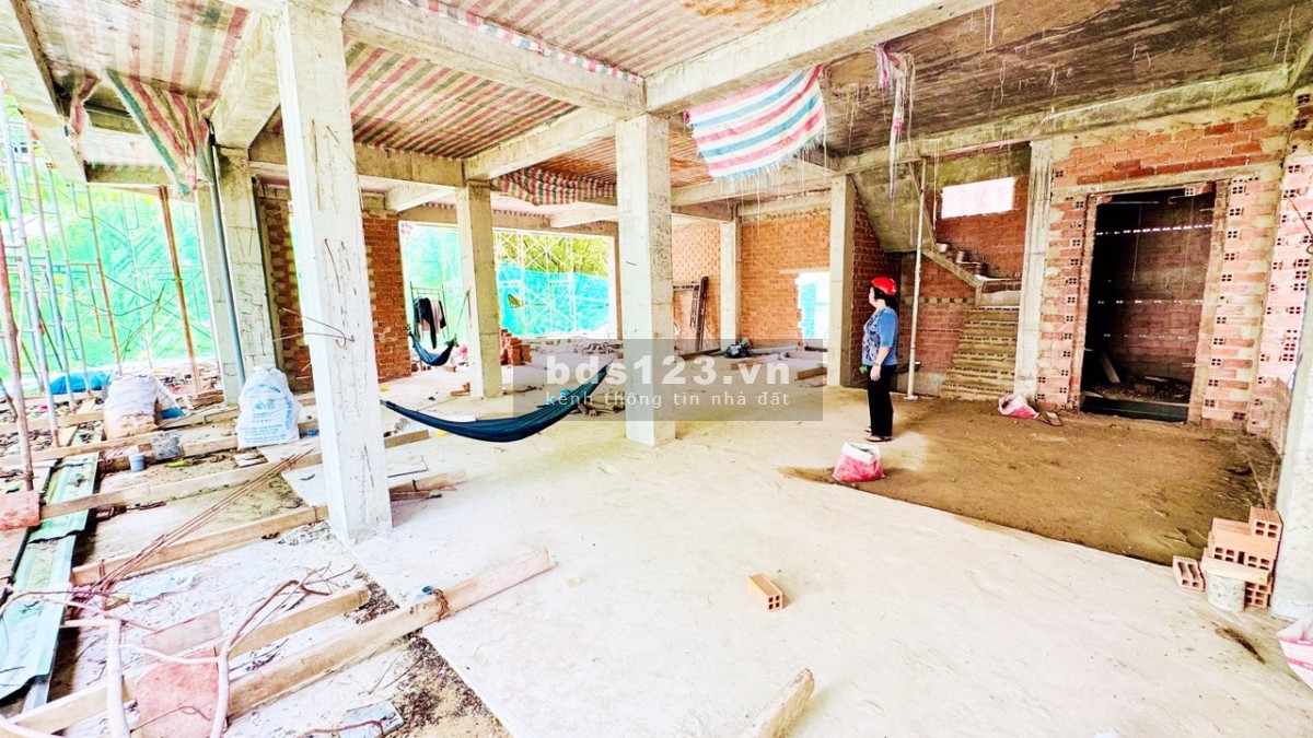 Cho Thuê Mặt Bằng Kinh Doanh Góc 2 Mặt Tiền tại quận Tân Phú - 258m2 - 75trđ