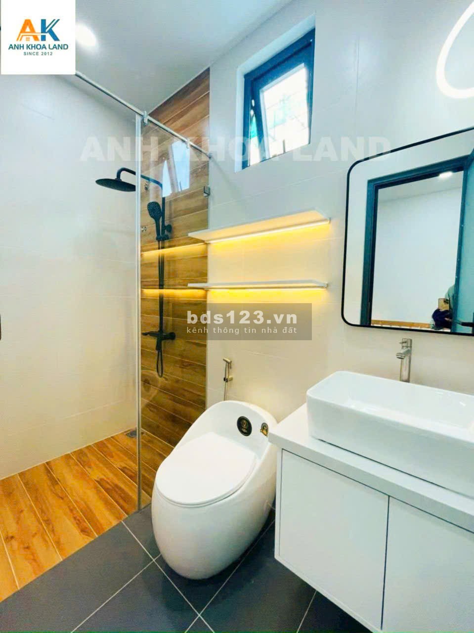 Bán Nhà Đẹp 2 Lầu sổ Vuông Vắn Hoàn Công Hẻm Oto Giá tốt, Khu Cư Xá Điện Lực, P. Trường Thọ.