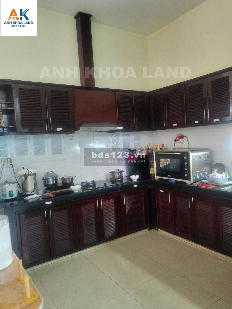BÁN BIỆT THỰ VIP GÓC 2 MẶT TIỀN KDC CAO CẤP GIA HÒA Thương lượng - ĐƯỜNG ĐỖ XUÂN HỢP - Phước Long B