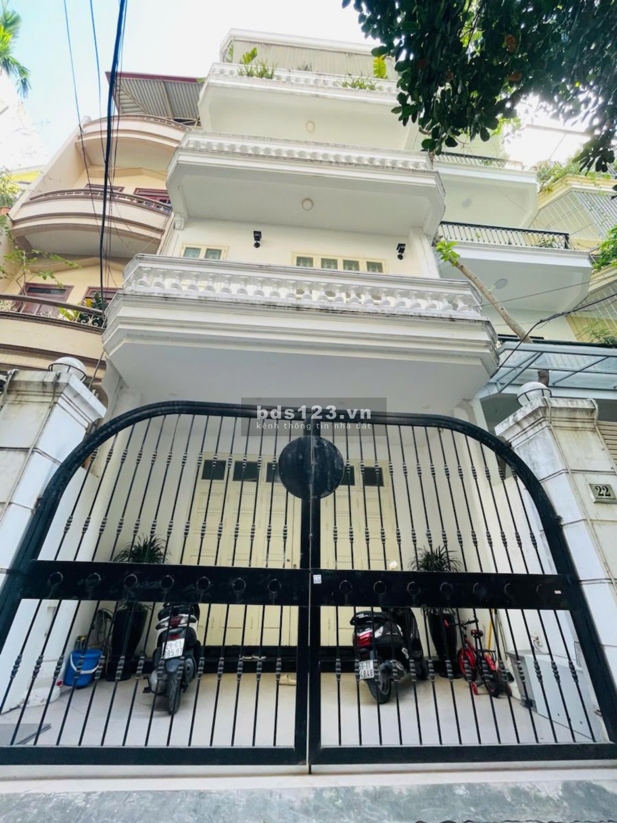 CỰC HIẾM - ĐỘI CẤN - BA ĐÌNH - NHÀ SIÊU ĐẸP - GARA Ô TÔ - KD ĐỈNH - 100M2*5T - 25.9 TỶ.