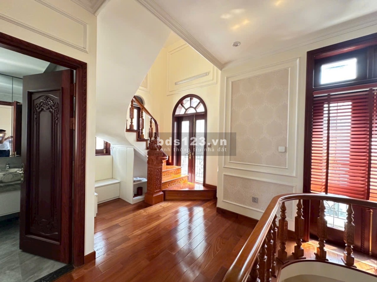 Biệt thự song lập Ngọc Trai hoàn thiện full nội thất cao cấp giá 31 tỷ Vin Gia Lâm (0985941715)