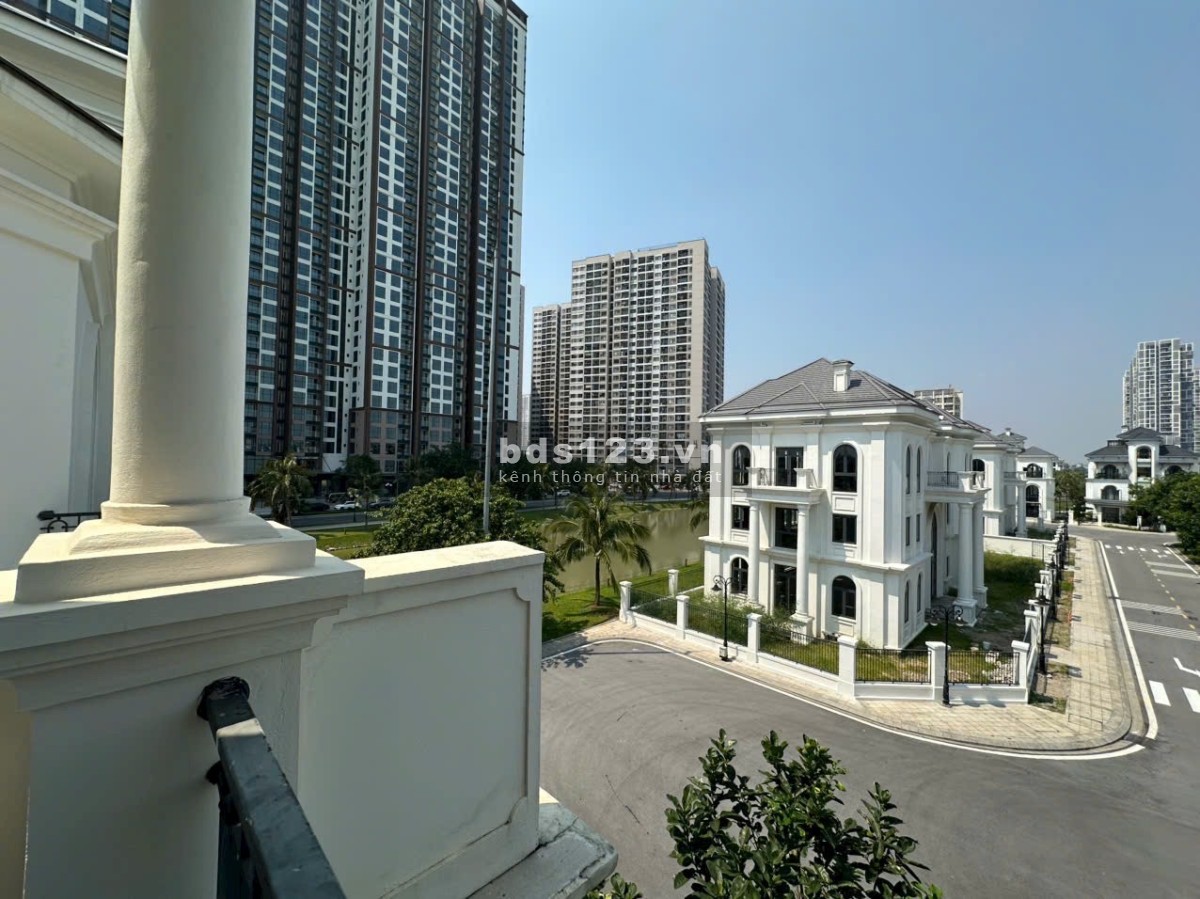 Biệt thự song lập Ngọc Trai hoàn thiện full nội thất cao cấp giá 31 tỷ Vin Gia Lâm (0985941715)