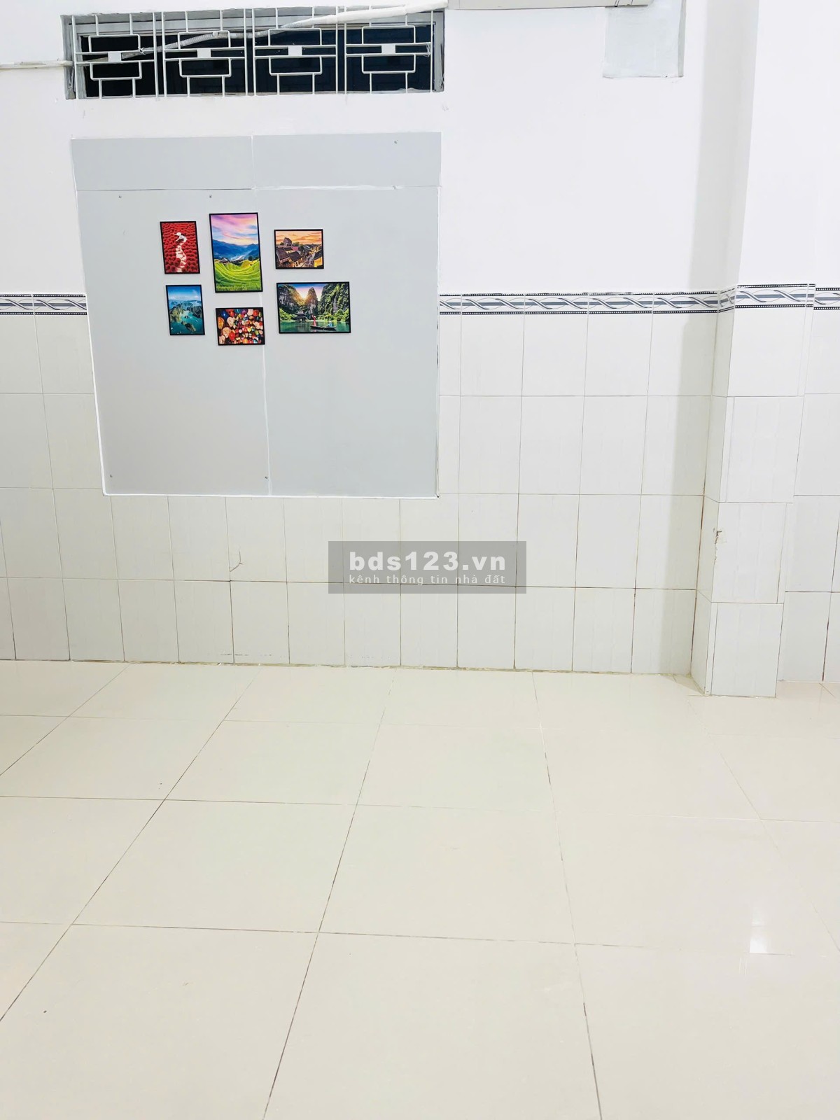 Phòng tầng trệt 20m2 đường Sầm Sơn P.4 Tân Bình chỉ 3 triệu 700k.