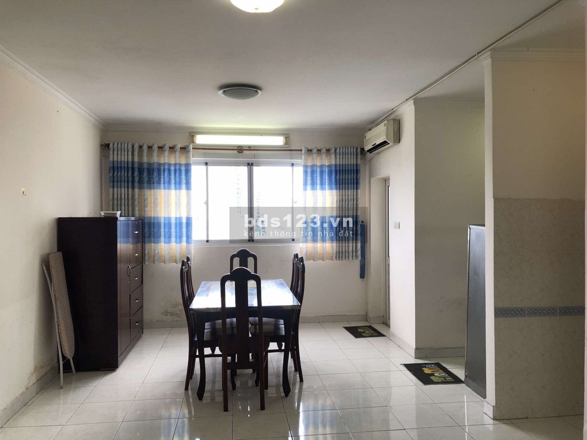 Cần Cho Thuê Căn hộ Central Garden Quận 1, Dt : 81 m2, 2PN, 2WC, Giá : 11.5 tr/th,
