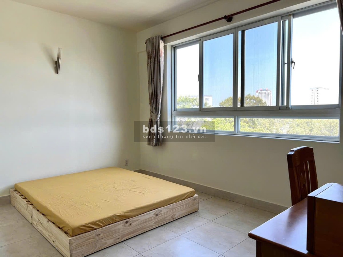 Cho thuê chung cư Ruby Garden 02 Nguyễn Sỹ Sách, P15 Tân Bình 95m2, 2pn 10tr