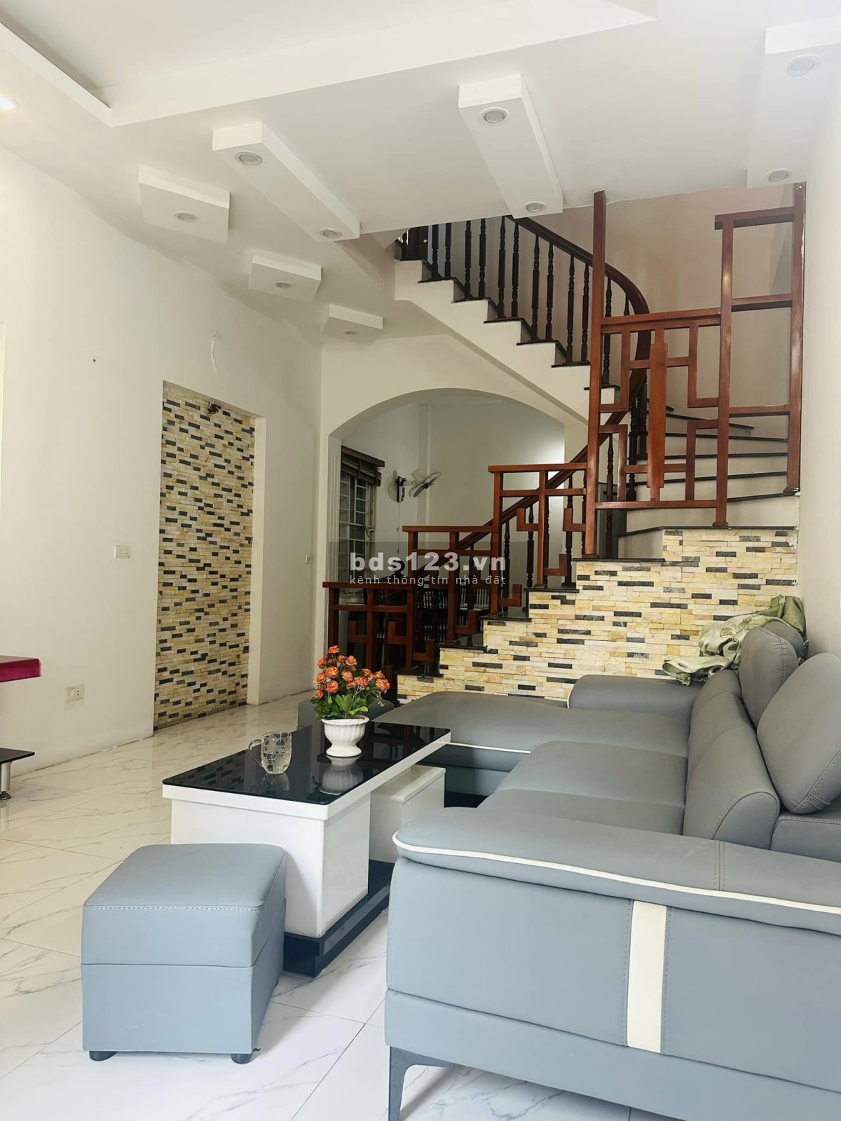 HIẾM, NHÀ TRINH LƯƠNG 42M2, 4 TẦNG, NHÀ DÂN XÂY CHẮC CHẮN, NGÕ 3 GÁC CHẠY GIÁ NHỈNH 5 TỶ NHỎ