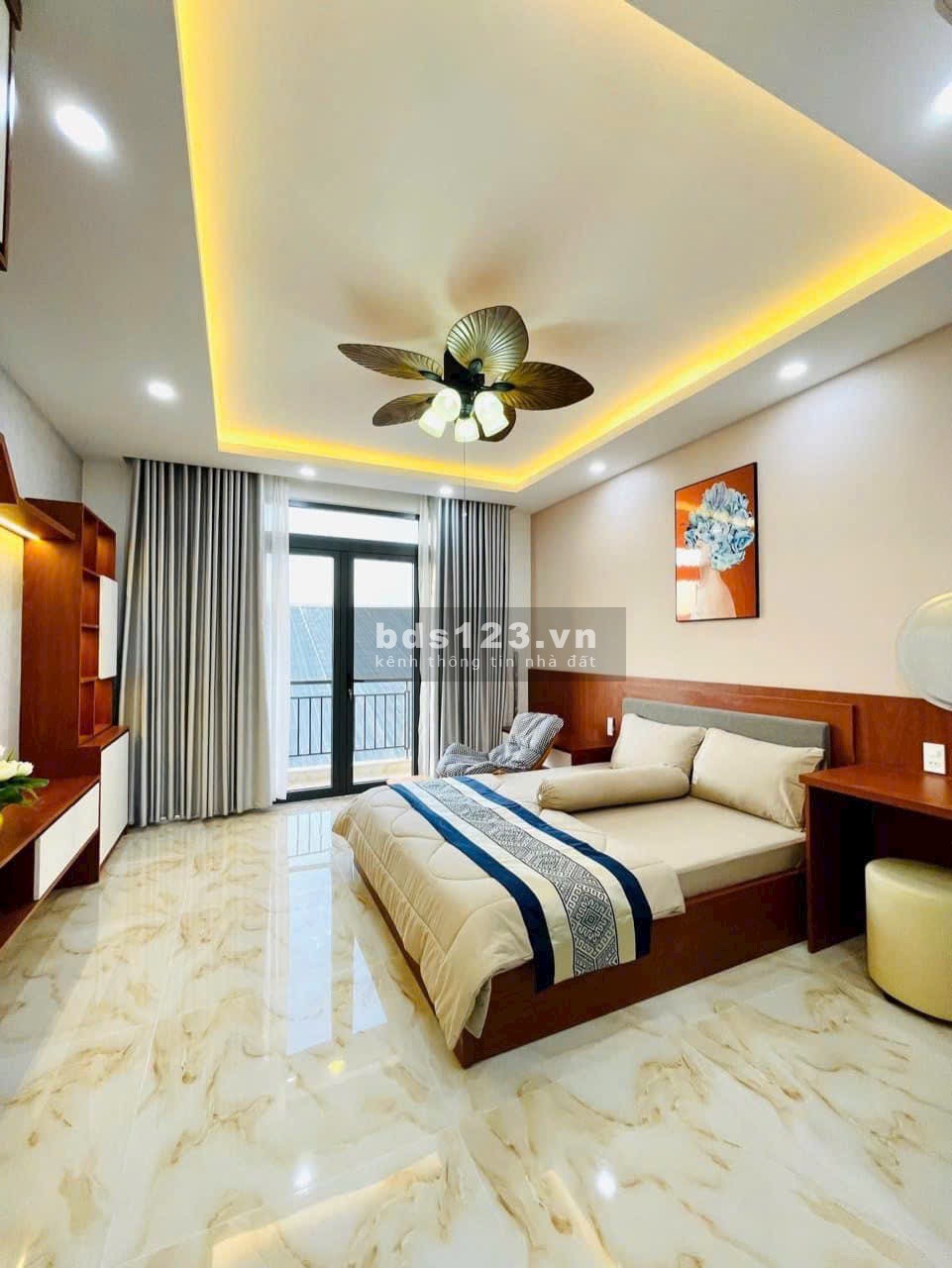 Bán Siêu Phẩm Nhà Phố Có Thang Máy Khu Đồng Bộ liền kề Đường Phan Huy ích, Quận Gò vấp, Hồ chí Minh
