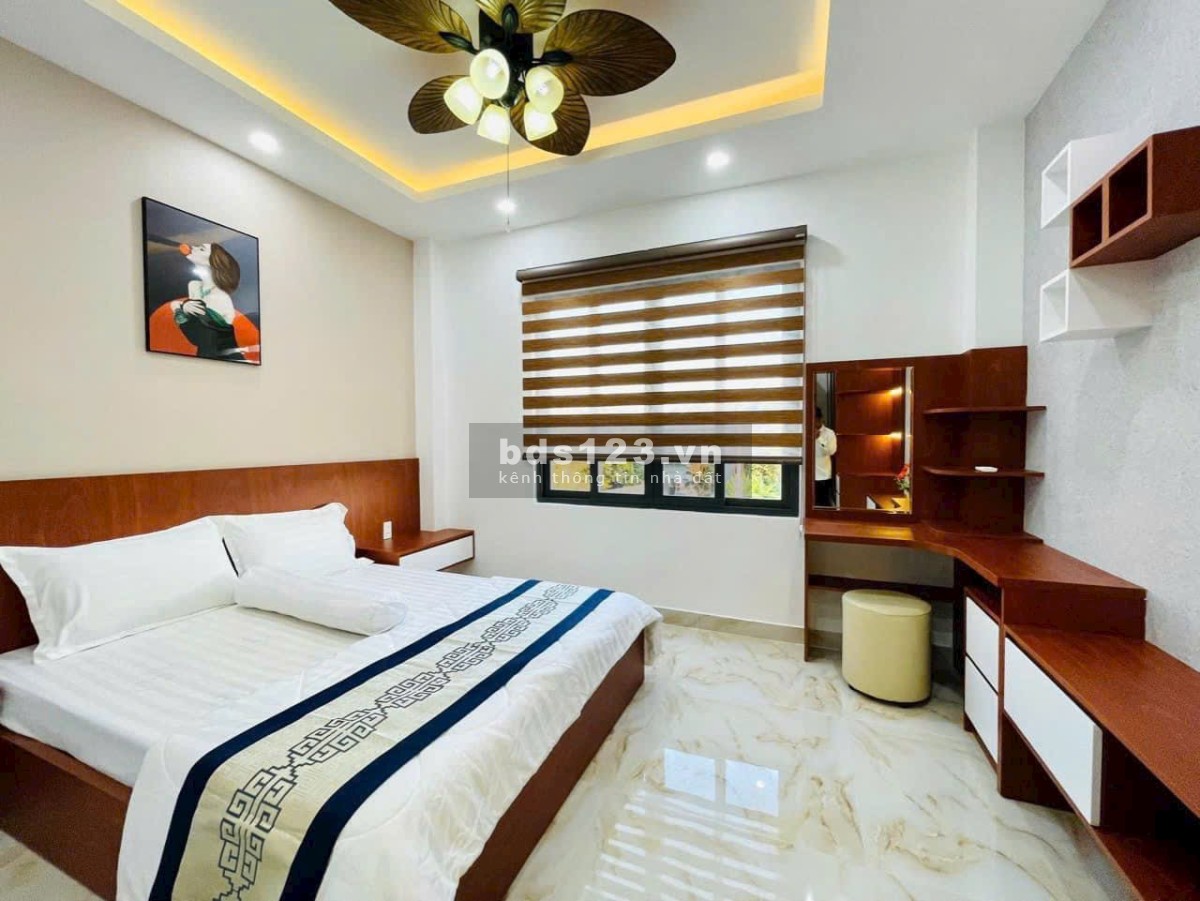 Bán Siêu Phẩm Nhà Phố Có Thang Máy Khu Đồng Bộ liền kề Đường Phan Huy ích, Quận Gò vấp, Hồ chí Minh