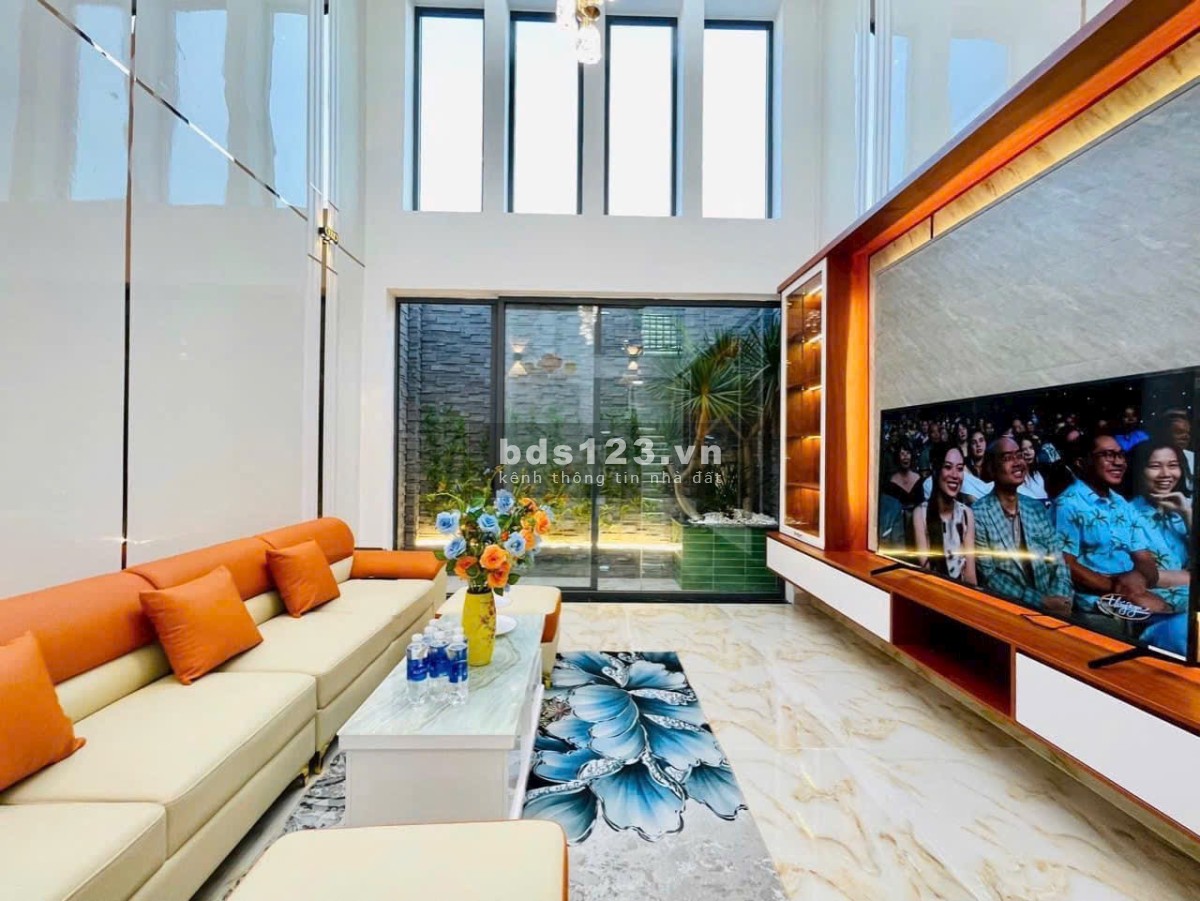 Bán Siêu Phẩm Nhà Phố Có Thang Máy Khu Đồng Bộ liền kề Đường Phan Huy ích, Quận Gò vấp, Hồ chí Minh