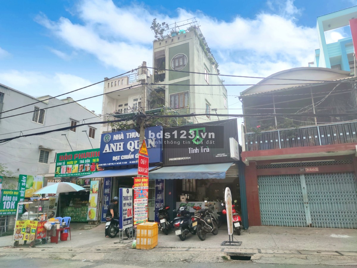 Nhà mặt tiền đường Man Thiện Hiệp Phú quận 9 8.7 tỷ/ 68m2.