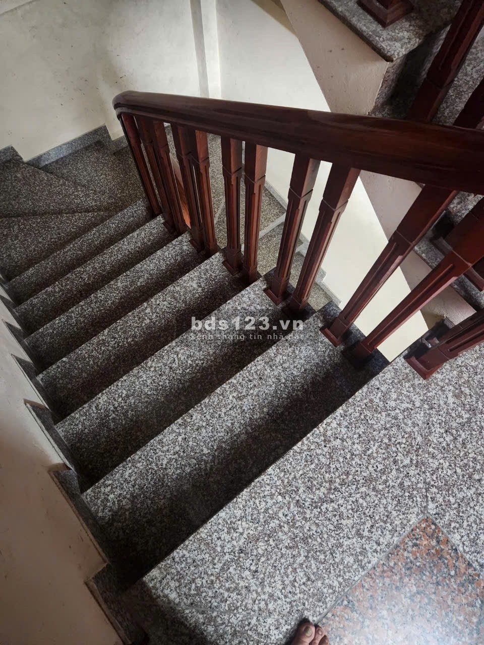 Chính chủ bán nhà ngách 5 ngõ 320 Khương Đình. Giá 6ty5 (có Thương Lượng)