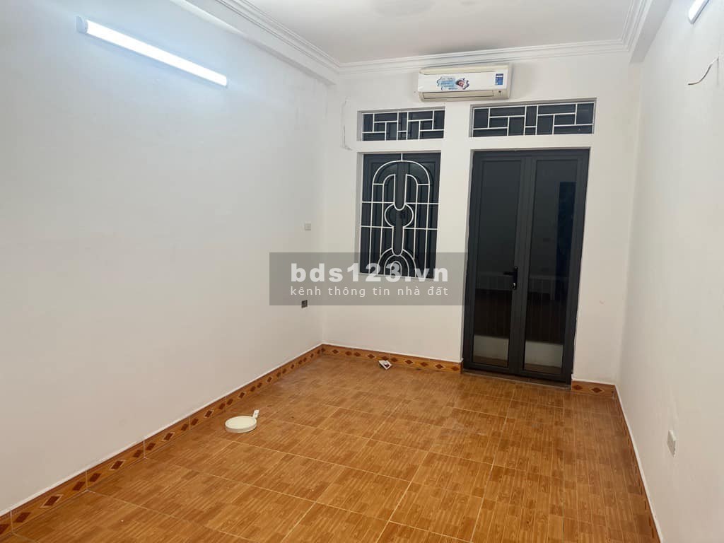 BÁN NHÀ 34m2 NGÕ 26 PHỐ TƯ ĐÌNH GẦN Ô TÔ 5.2 TỶ