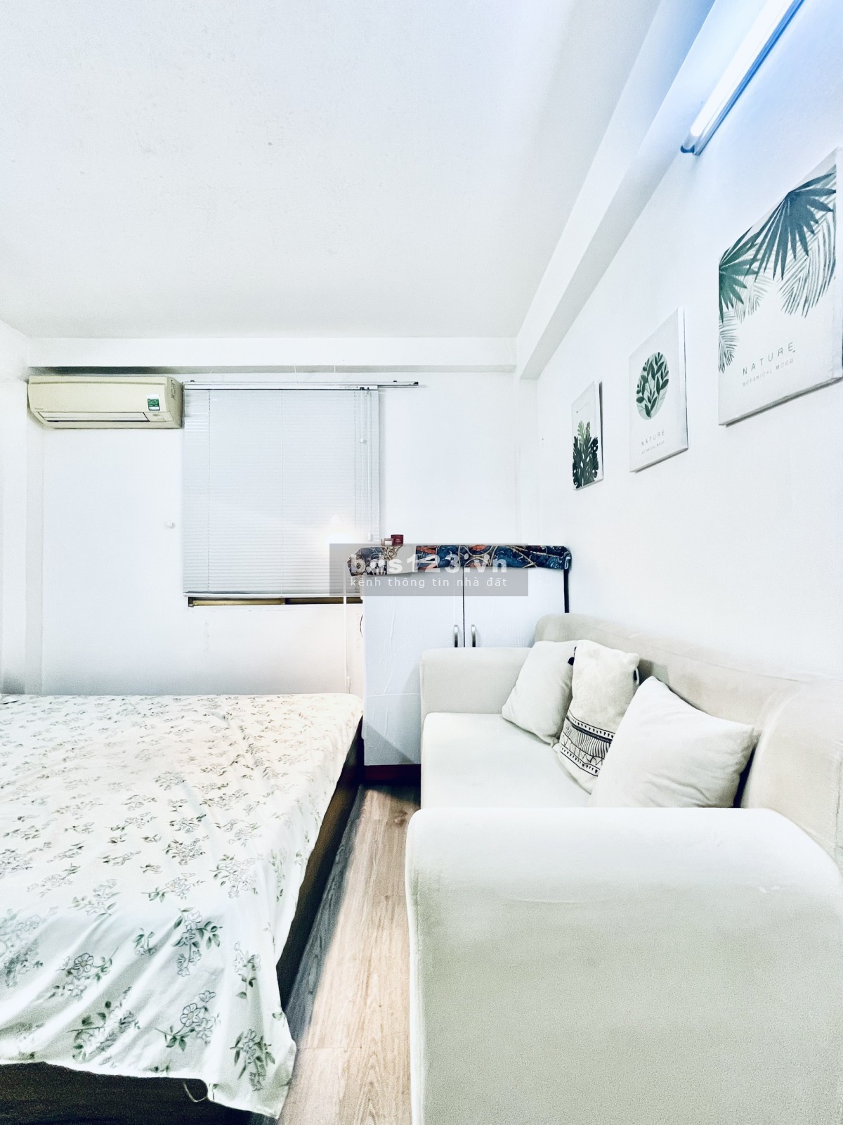 Phòng trung tâm quận 1, chính chủ cho thuê, có sẵn nội thất