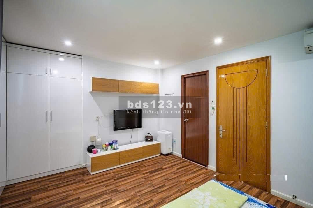Bán gấp nhà trệt lầu 85m2, đường số 10, Linh Xuân, Thủ Đức. Giá 4.5 tỉ thương lượng.
