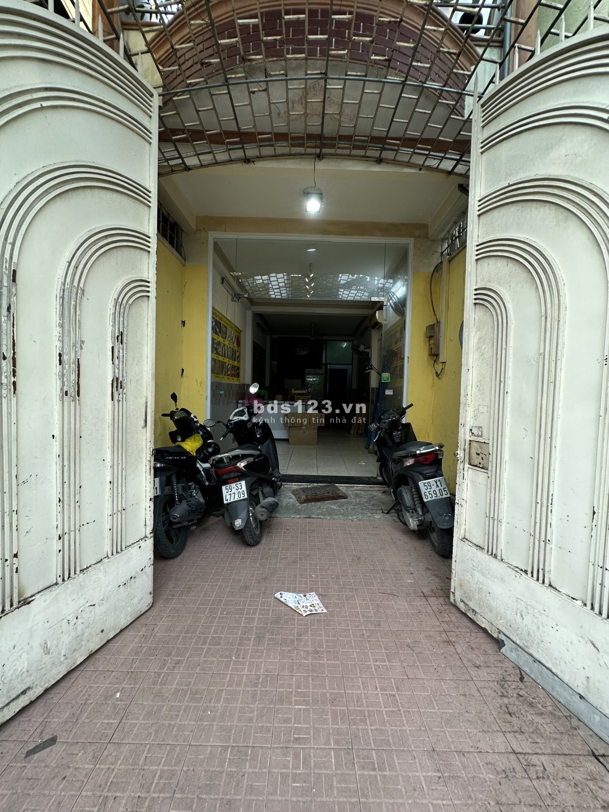 CHÍNH CHỦ CHO THUÊ MẶT BẰNG KINH DOANH 6.5 TRIỆU Q.1