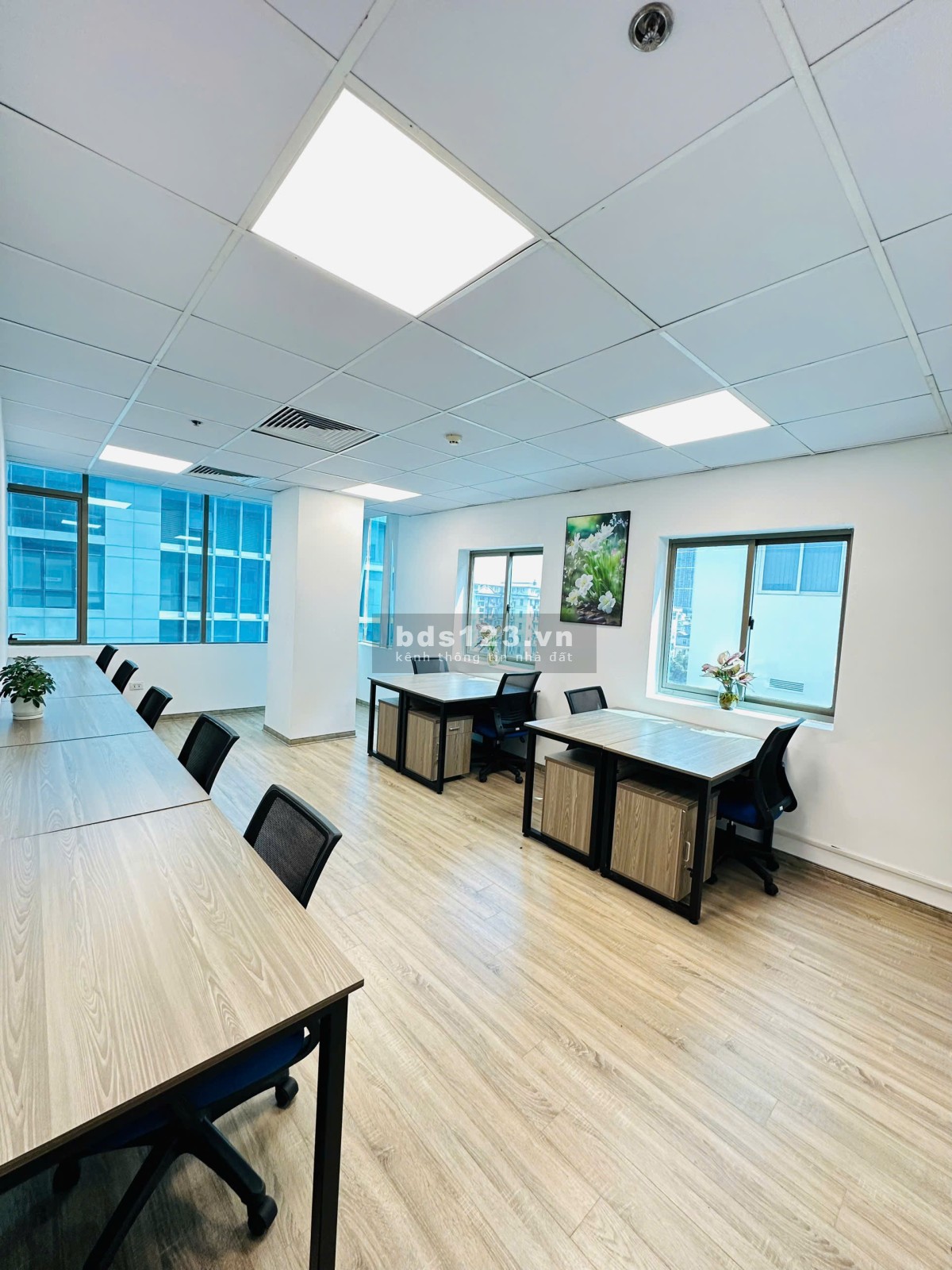 Cho thuê văn phòng Mini, văn phòng trọn gói, VP ảo, Chỗ ngồi làm việc tại tòa HL 6/82 Duy Tân