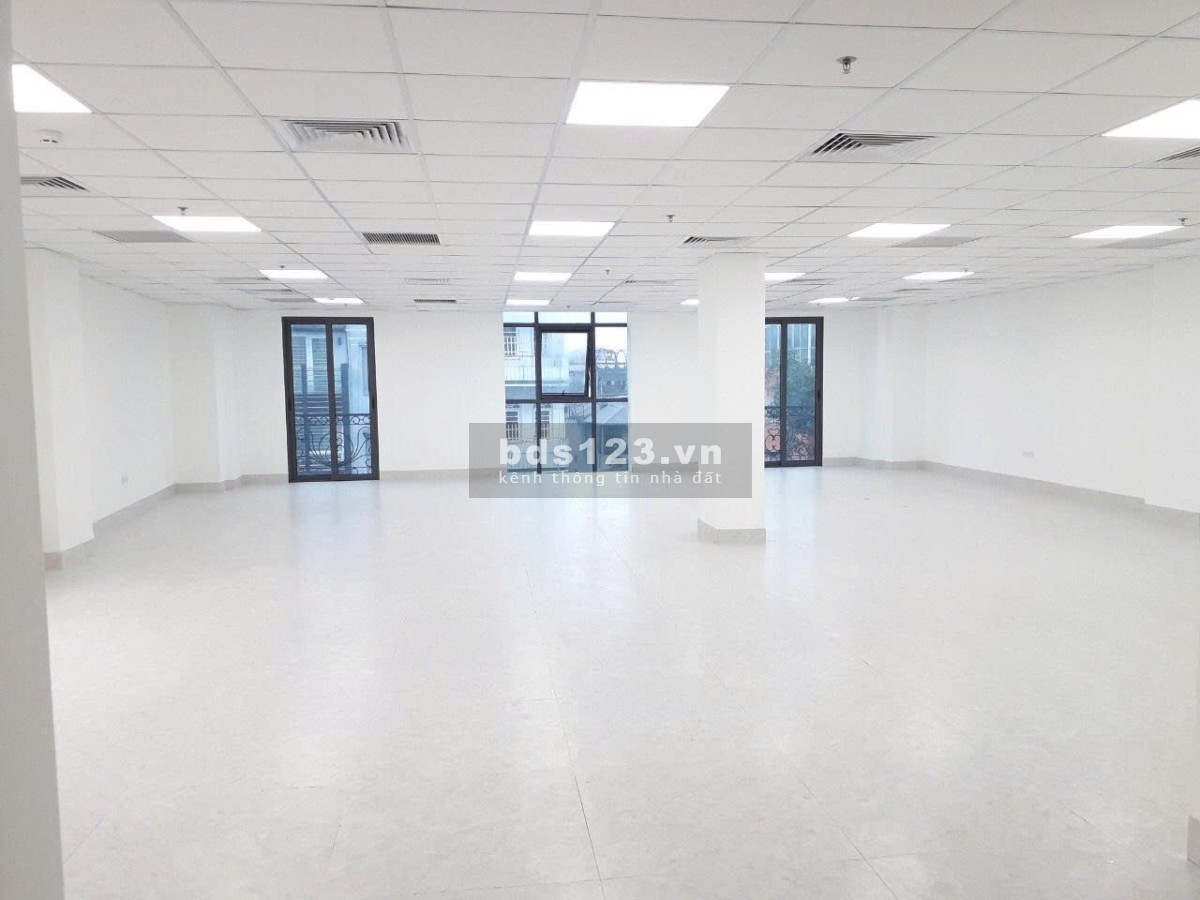 Chính Chủ Cần Cho Thuê MBKD Diện Tích 250m2 Giá 160 Triệu/Tháng Tại Phố Huế, Hai Bà Trưng