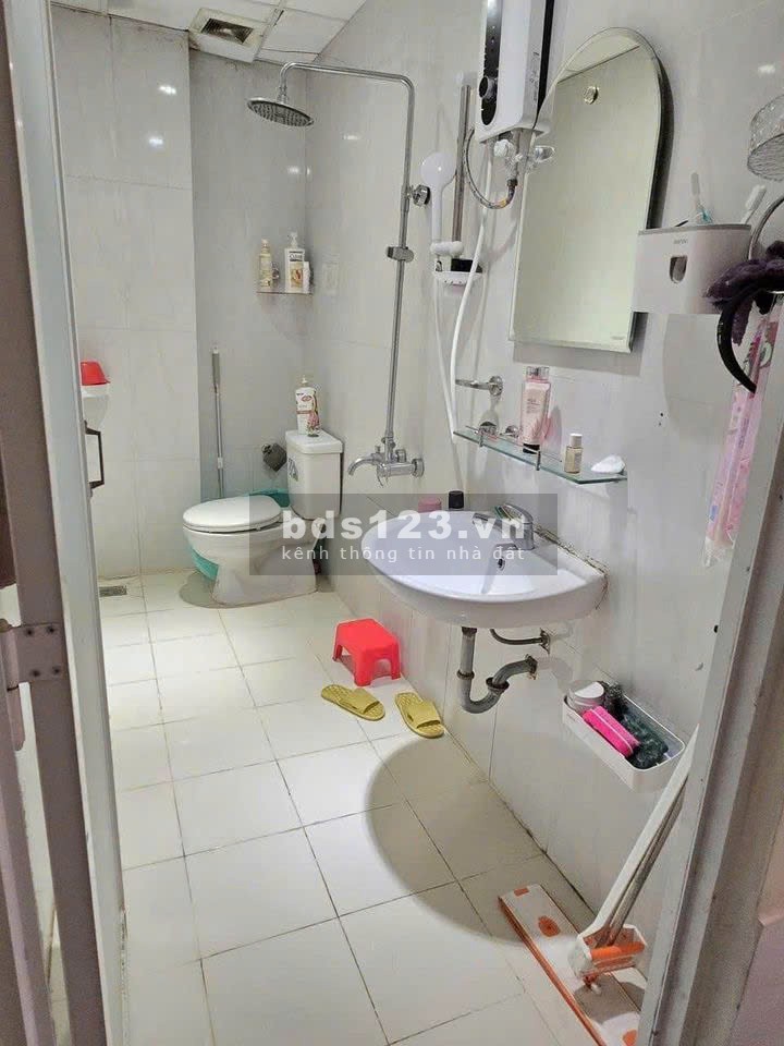 Chung cư 8x plus Trường Chinh, Q12: 67m2, 2p ngủ, 2wc, NT, 8tr/tháng