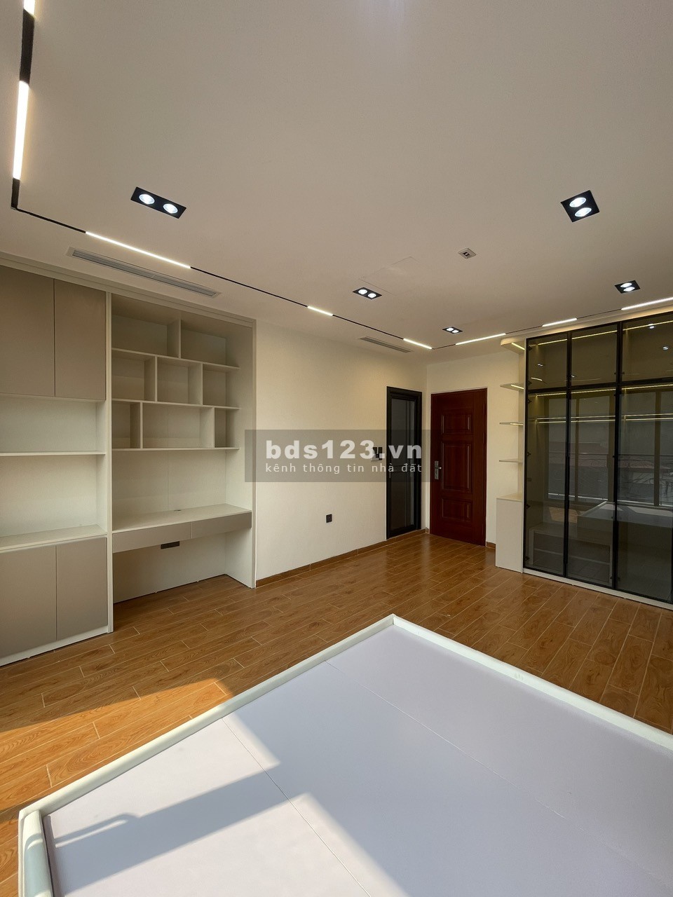 Lên 1 căn cực hot ở khu vực Ngọc Thụy, Phường Ngọc Thụy với thiết kế độc đáo theo style Châu Âu