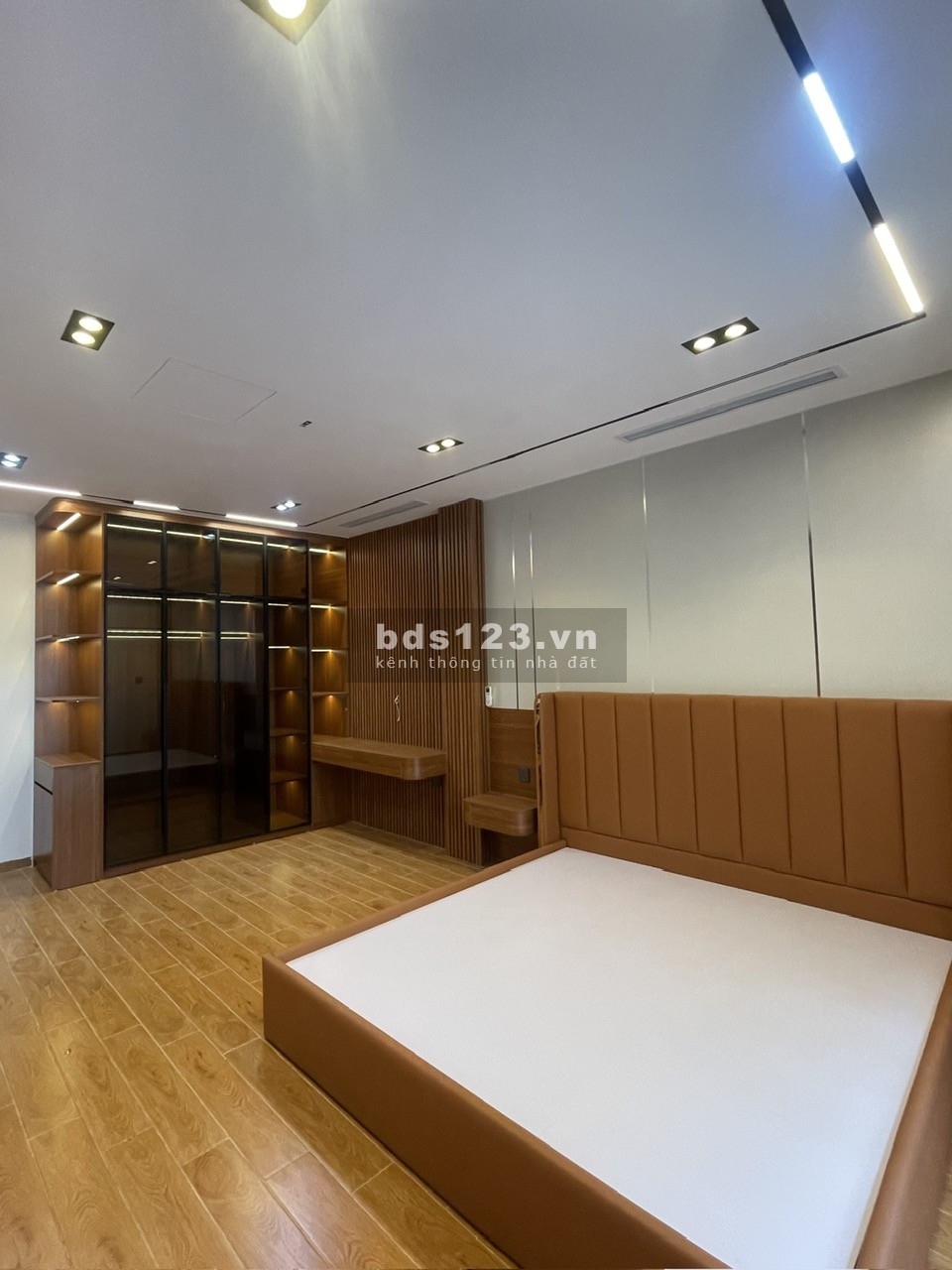 Lên 1 căn cực hot ở khu vực Ngọc Thụy, Phường Ngọc Thụy với thiết kế độc đáo theo style Châu Âu