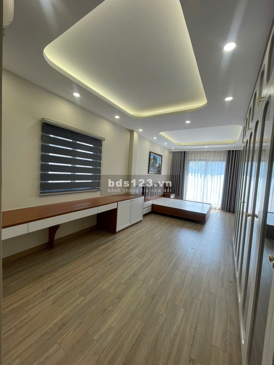 Bán Nhà 6 Tầng 1 Tum Thang Máy, Lô Góc Tại Nguyễn Văn Cừ, P. Bồ Đề (Full Nội Thất)