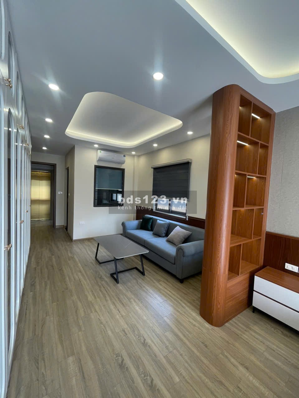 Bán Nhà 6 Tầng 1 Tum Thang Máy, Lô Góc Tại Nguyễn Văn Cừ, P. Bồ Đề (Full Nội Thất)