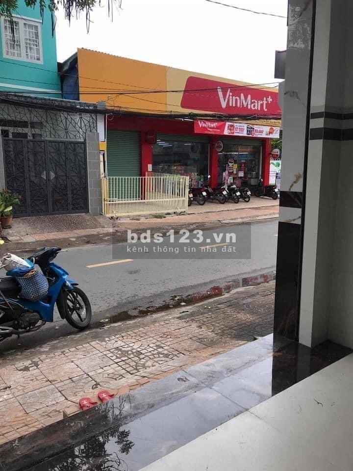 Cần bán gấp 2 nhà mặt tiền đường Nguyễn Việt Dũng, An Thới, Bình Thủy, TP Cần Thơ.