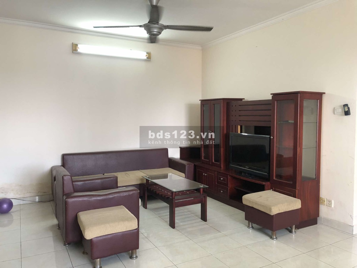 Cần Cho Thuê Căn hộ Central Garden Quận 1, Dt : 85 m2, 2PN, 2WC, Giá : 11 tr/th,