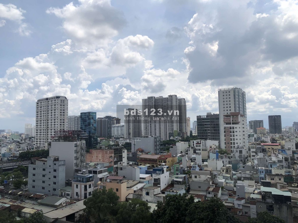 Cần Cho Thuê Căn hộ Central Garden Quận 1, Dt : 85 m2, 2PN, 2WC, Giá : 11 tr/th,
