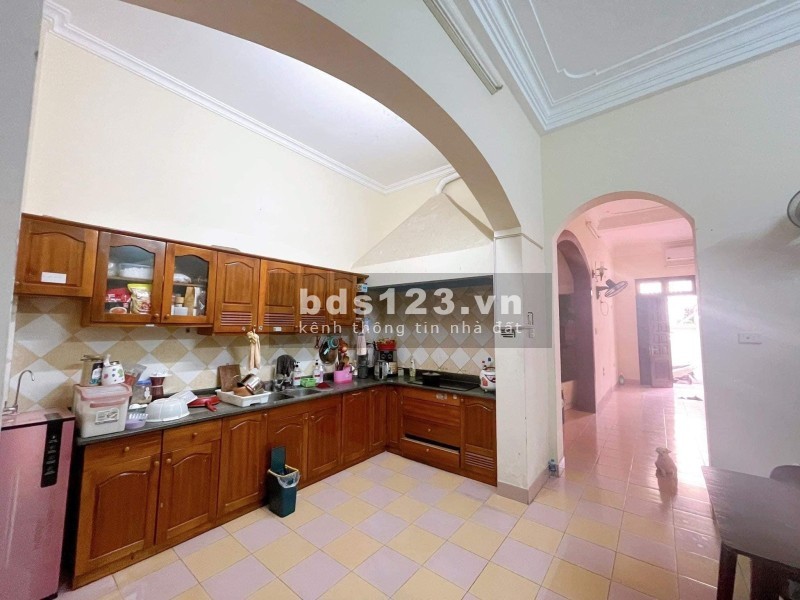 Biệt thự liền kề Trung tâm Q.Ba Đình, Lô góc 3 thoáng, Gara Ô tô, 127m2x4T chỉ 200tr/m2