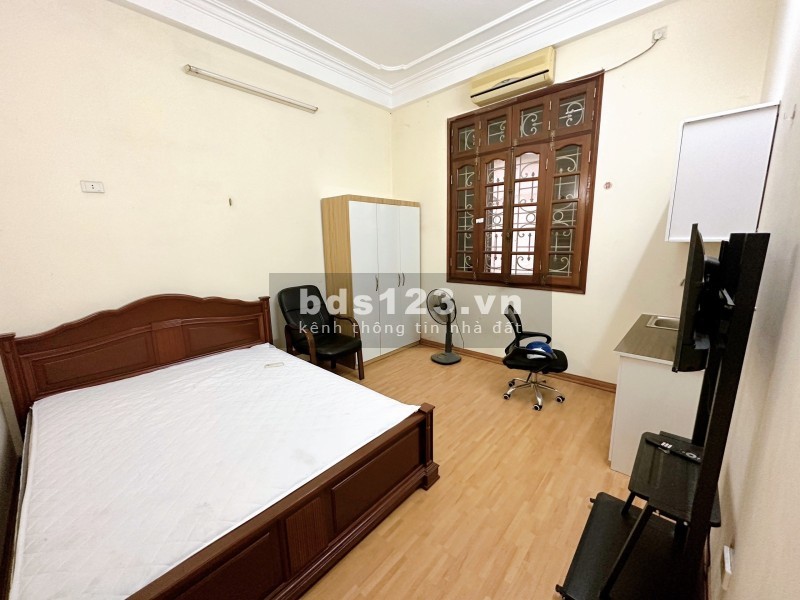 Biệt thự liền kề Trung tâm Q.Ba Đình, Lô góc 3 thoáng, Gara Ô tô, 127m2x4T chỉ 200tr/m2