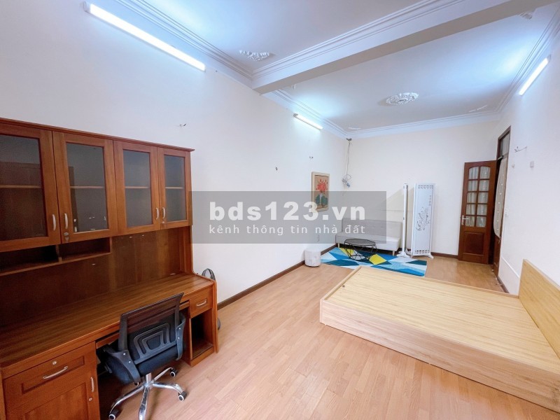 Biệt thự liền kề Trung tâm Q.Ba Đình, Lô góc 3 thoáng, Gara Ô tô, 127m2x4T chỉ 200tr/m2