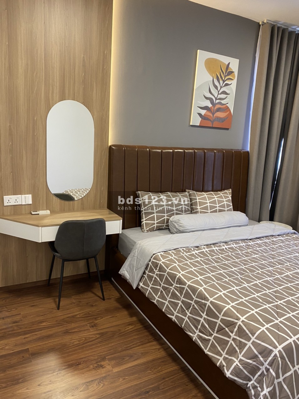 Cho thuê căn hộ 2 phòng ngủ 80m2 Full nội thất mới tinh