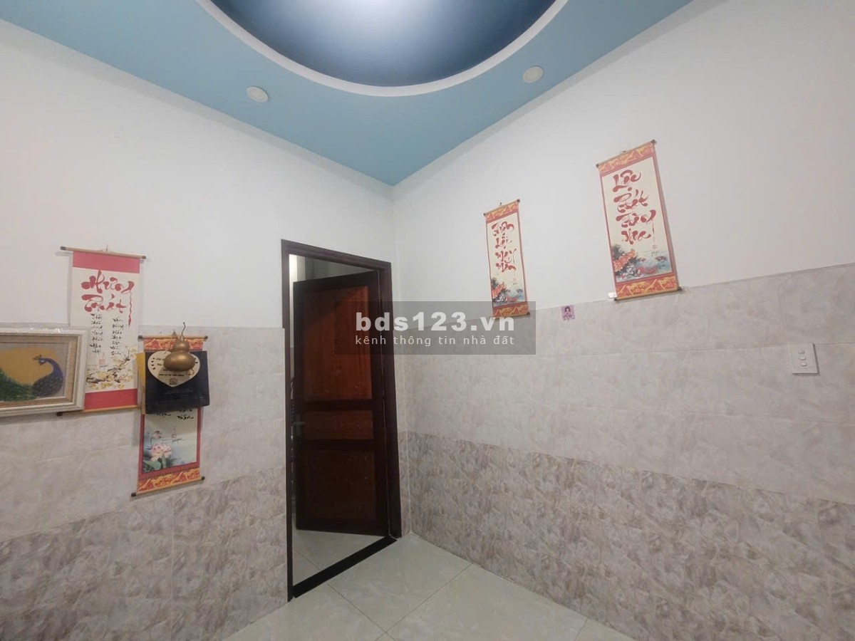 Bán nhanh nhà 2 tầng lầu 72m2, đường số 8 Linh Xuân, thành phố Thủ Đức.