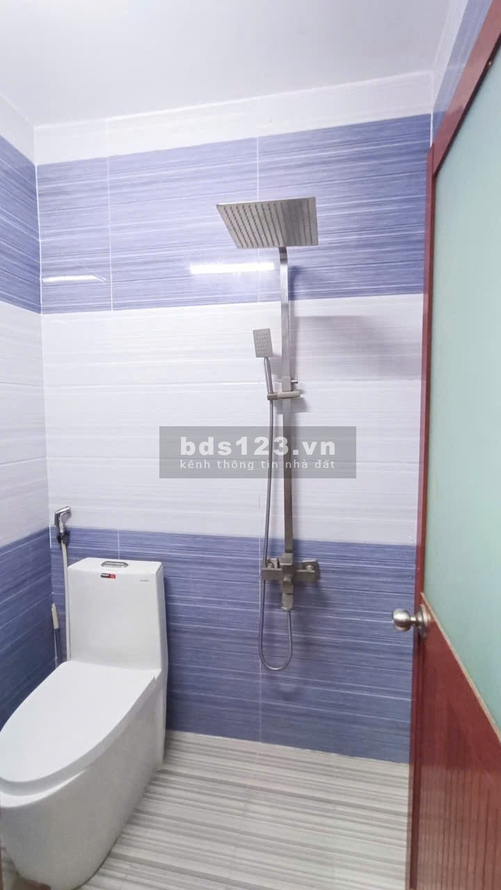 Bán nhanh nhà 2 tầng lầu 72m2, đường số 8 Linh Xuân, thành phố Thủ Đức.