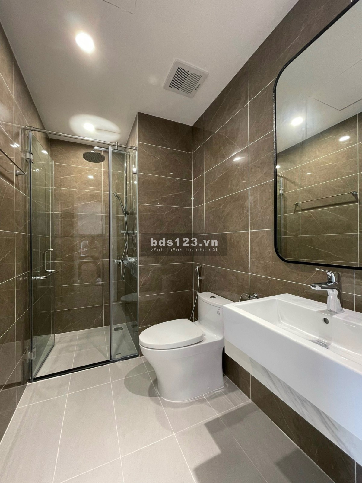 Bán gấp 2PN1WC 54m I2 giá 3.480 tỷ Imperia Smart City