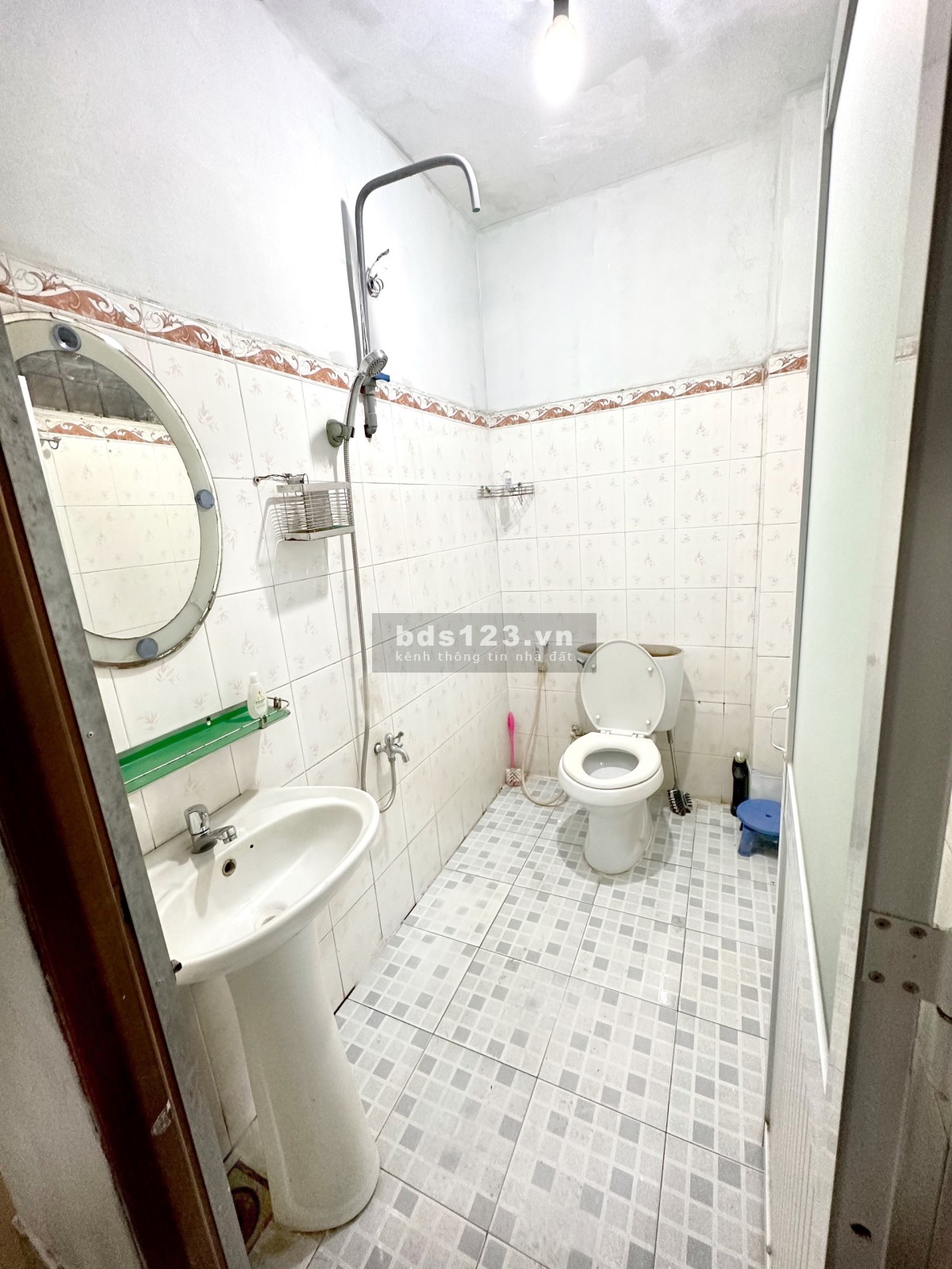 Chính chủ cần bán nhà sổ hồng riêng đường Hà Thị Khiêm, Tô Ký q12