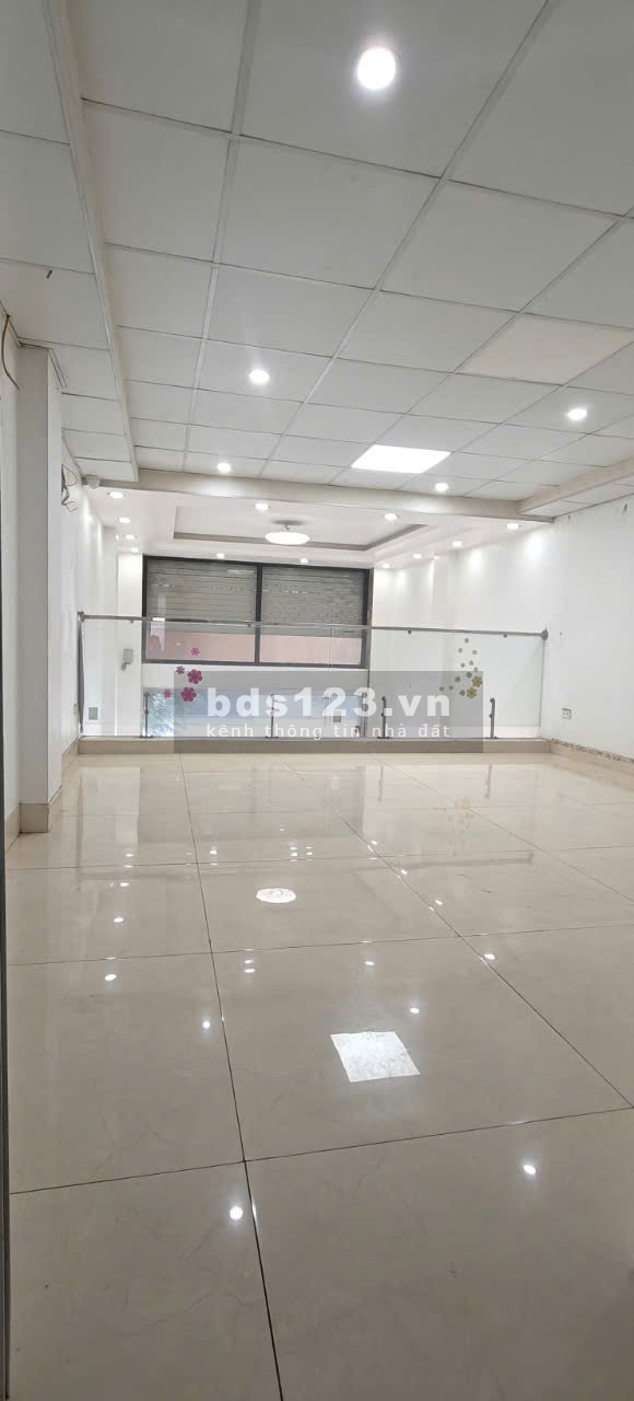 Chính chủ cần cho thuê nhà 96 Phố Lạc Trung, Phường Vĩnh Tuy, Quận Hai Bà Trưng, Hà Nội