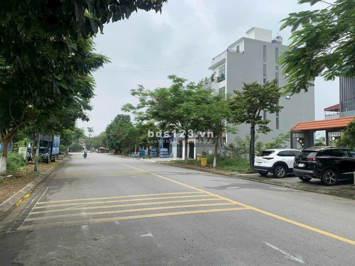 BÁN BIỆT THỰ 264m2 MẶT ĐƯỜNG CHU VĂN AN, PHƯỜNG KINH BẮC
