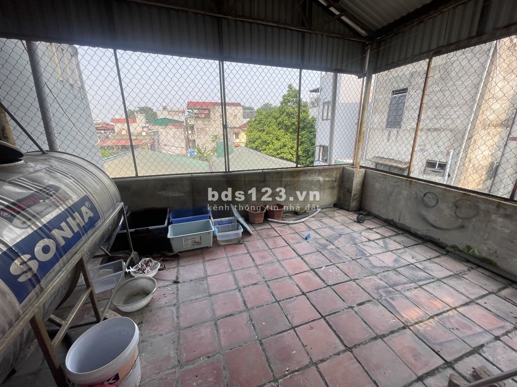 MẶT NGÕ Ô TÔ TRÁNH - CHỤC MÉT RA MẶT PHỐ ĐỨC GIANG - VỪA Ở VỪA KD CỰC SƯỚNG!!!