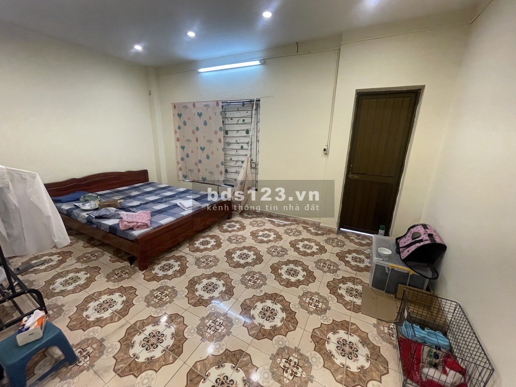 MẶT NGÕ Ô TÔ TRÁNH - CHỤC MÉT RA MẶT PHỐ ĐỨC GIANG - VỪA Ở VỪA KD CỰC SƯỚNG!!!