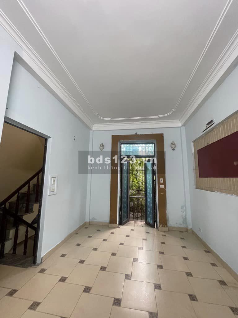 Bán đất Thái Hà - Ô tô tránh - Hai thoáng diện tích 44m2