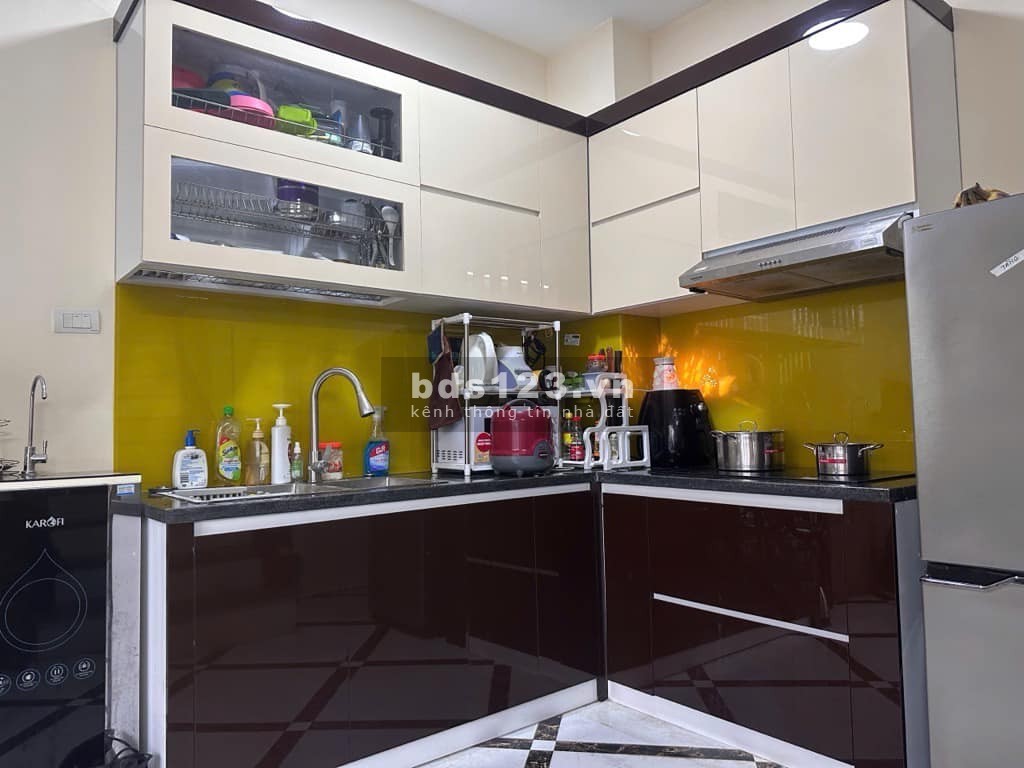 Bán đất Thái Hà - Ô tô tránh - Hai thoáng diện tích 44m2