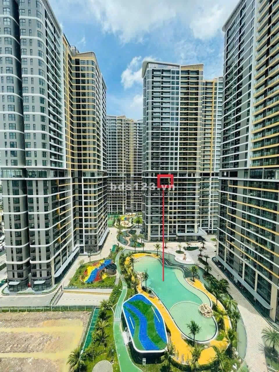 CẮT LỖ BÁN GẤP CĂN 2PN 79M2 TẦNG TRUNG VIEW TRỰC DIỆN HỒ BƠI NƯỚC MẶN 650M TẠI THE BEVERLY VHGP Q9