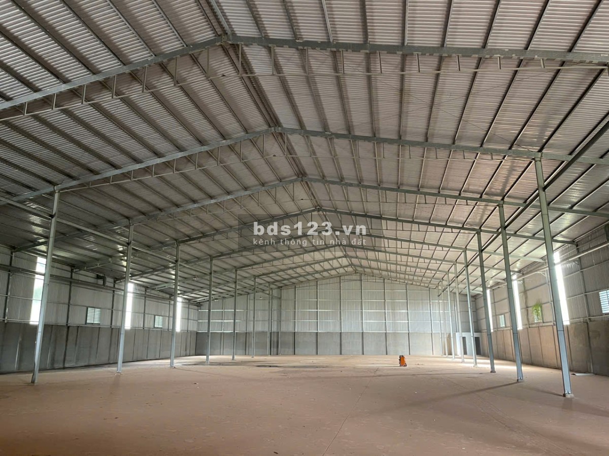 Cho Thuê 2.100m2 Kho Xưởng Mới 100% Ngoài KCN Bến Cát Bình Dương