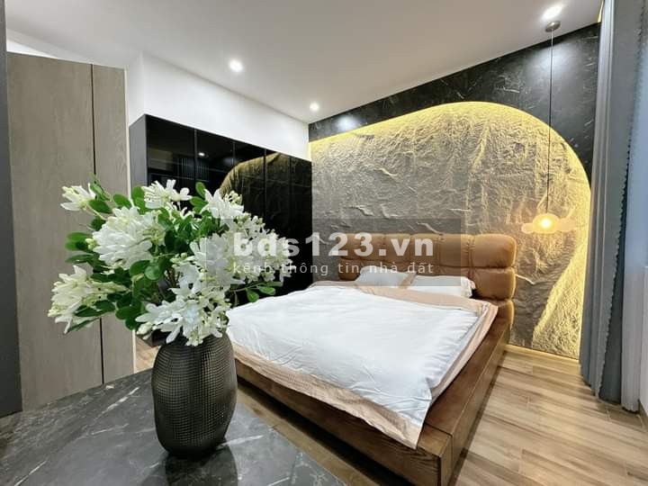Chính chủ cần bán nhà 2 tầng đường Tô Hiệu, giá chỉ nhỉnh hơn 4 tỷ.