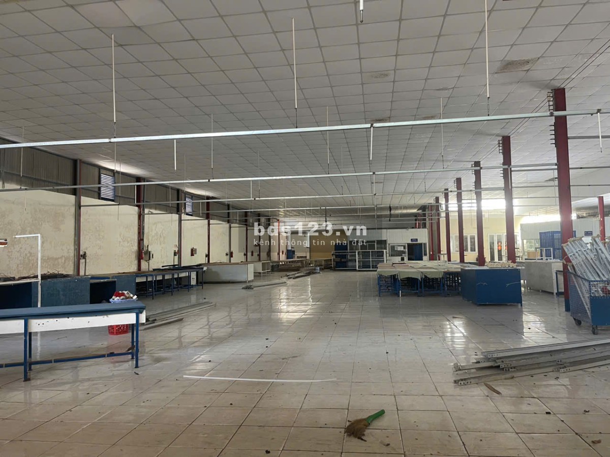 Cho Thuê 1.400m2 Kho Xưởng Ngoài KCN Mỹ Phước Bến Cát BD Giá 50tr