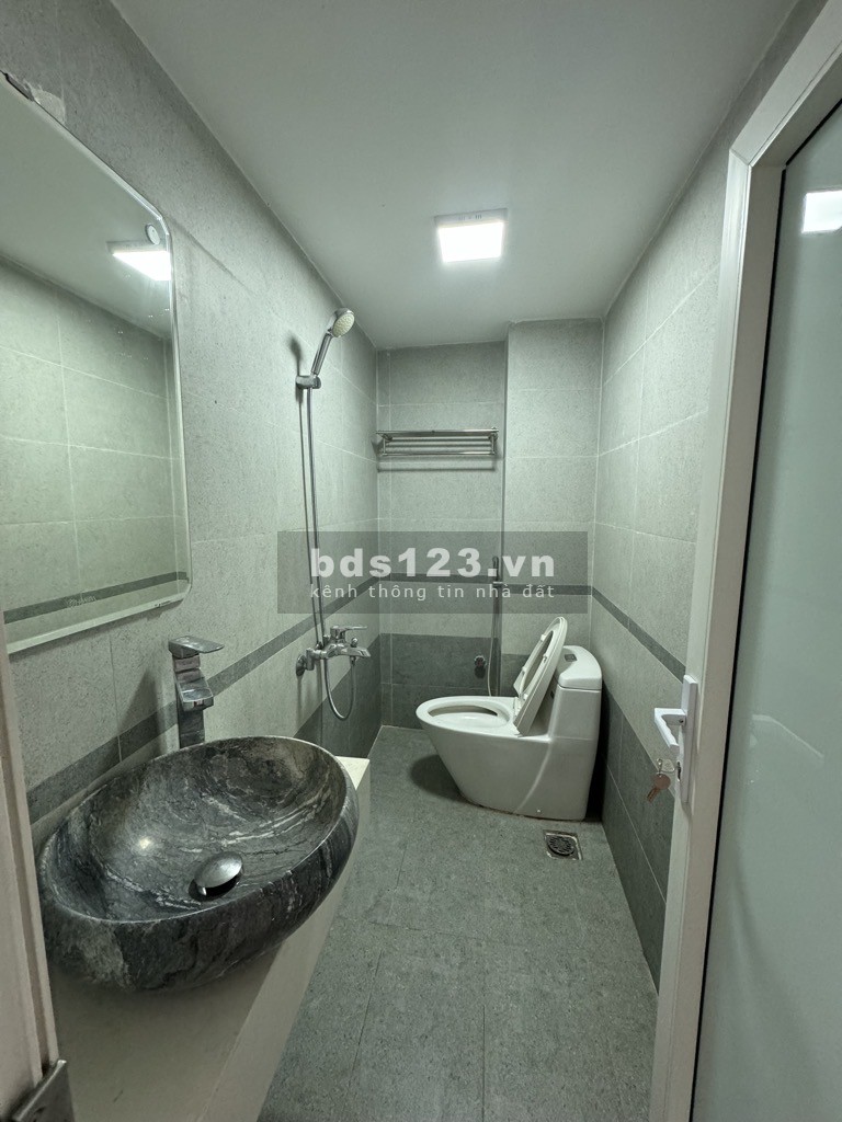 NHÀ DÂN XÂY CỰC CHẮC CHẮN, ĐẸP, ĐẦY ĐỦ CÔNG NĂNG, NGÕ RỘNG THOÁNG